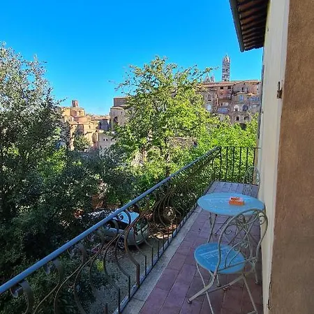 ゲストハウス Casa Del Bravo - Camera Signorile '800 Sugli Antichi Orti Senesi