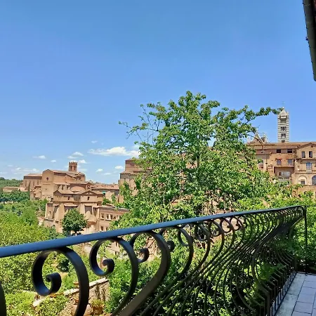Casa Del Bravo - Camera Signorile '800 Sugli Antichi Orti Senesi *