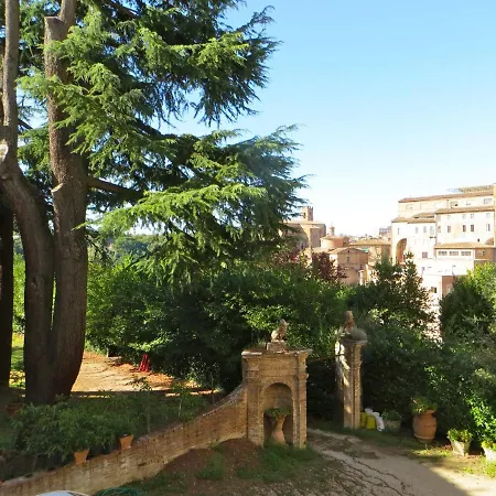 Pensión Casa Del Bravo - Camera Signorile '800 Sugli Antichi Orti Senesi Siena