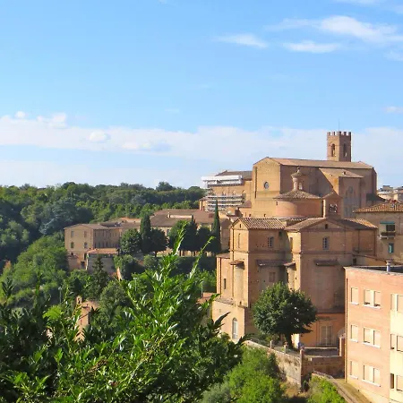 Gæstehus Casa Del Bravo - Camera Signorile '800 Sugli Antichi Orti Senesi